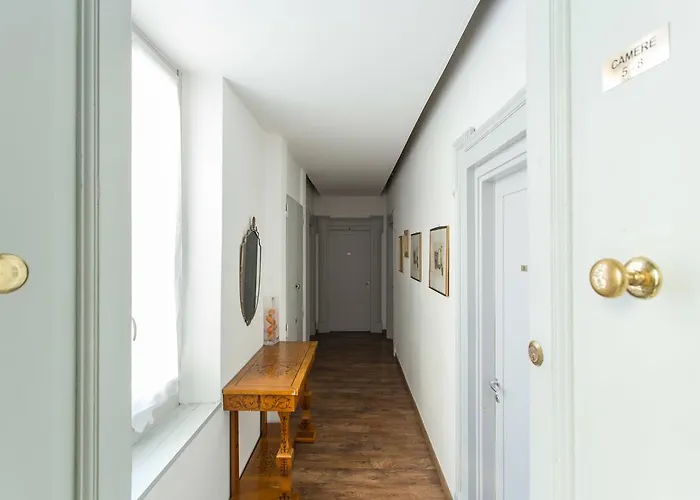 מלון Relais Il Leoncino 3*