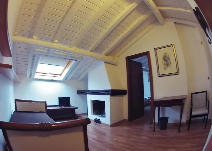 Hotel Relais Il Leoncino 3*